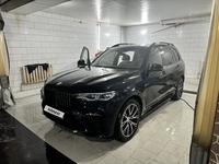 BMW X7 2022 года за 58 500 000 тг. в Астана