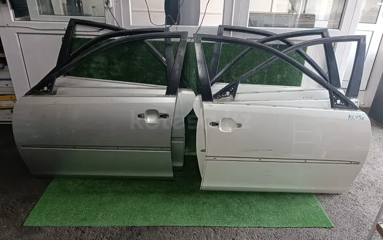 Двери от Toyota Camry 30 35 за 50 000 тг. в Алматы