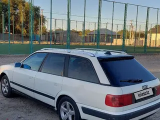 Audi 100