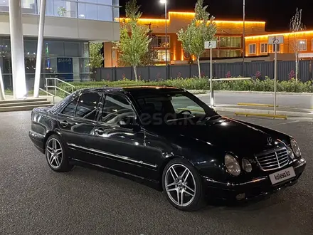 Mercedes-Benz E 320 1999 года за 4 350 000 тг. в Алматы