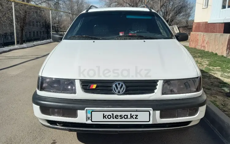 Volkswagen Passat 1994 годаүшін2 500 000 тг. в Талдыкорган