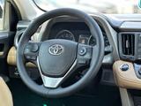 Toyota RAV4 2018 года за 11 390 000 тг. в Алматы – фото 5