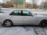 Mercedes-Benz E 280 2001 года за 3 100 000 тг. в Караганда – фото 3