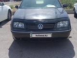 Volkswagen Bora 2002 года за 2 350 000 тг. в Алматы – фото 2