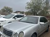 Mercedes-Benz E 230 1996 годаүшін2 000 000 тг. в Жезказган