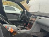 Mercedes-Benz E 230 1996 годаүшін2 000 000 тг. в Жезказган – фото 4