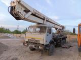 КамАЗ  АГП 30.01 шасси КАМАЗ 53228С 2002 года за 9 500 000 тг. в Семей