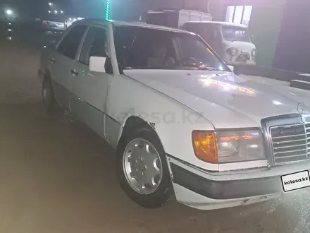 Mercedes-Benz E 230 1991 года за 700 000 тг. в Кызылорда – фото 2