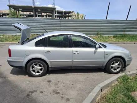 Volkswagen Passat 2000 года за 1 500 000 тг. в Алматы – фото 6