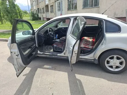 Volkswagen Passat 2000 года за 1 500 000 тг. в Алматы – фото 7