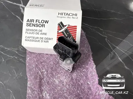 Датчик массового расхода воздуха MAF Sensor Hummer H3 за 32 000 тг. в Алматы