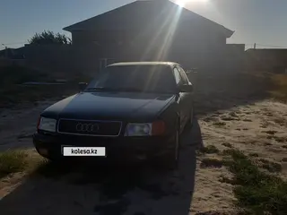 Audi 100