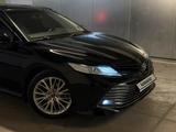 Toyota Camry 2019 года за 14 400 000 тг. в Алматы – фото 3