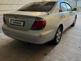 Toyota Camry 2005 годаүшін5 700 000 тг. в Астана – фото 3