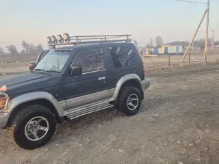 Mitsubishi Pajero, 1993