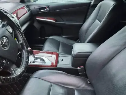 Toyota Camry 2013 года за 8 800 000 тг. в Петропавловск – фото 11