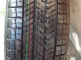 Шина 225/65R17 с литым диском RAV4 MADE in JAPAN — 1 шт. за 125 000 тг. в Петропавловск