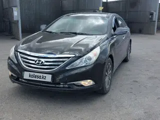 Hyundai Sonata, 2013