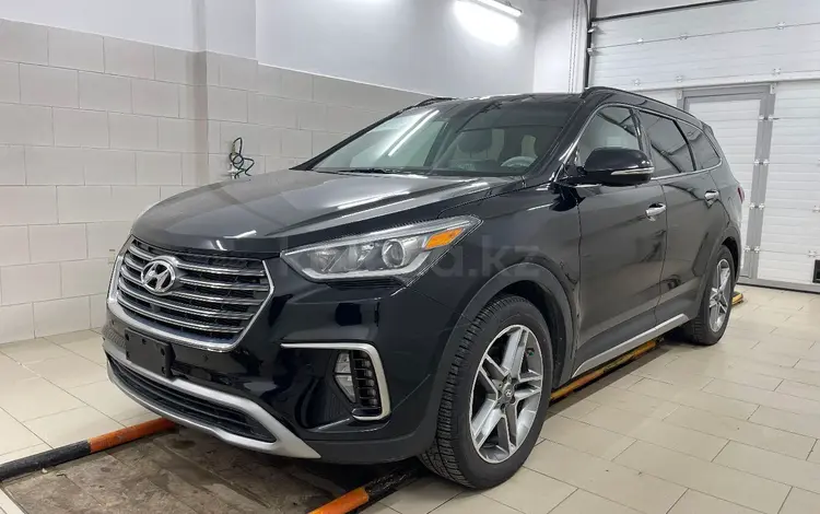 Hyundai Santa Fe 2018 годаүшін9 000 000 тг. в Атырау