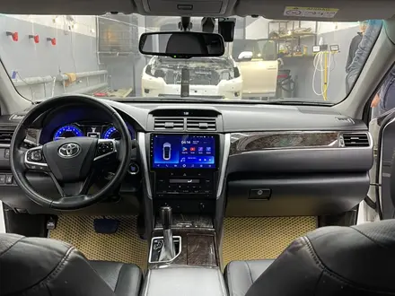 Toyota Camry 2017 года за 14 200 000 тг. в Актау – фото 23