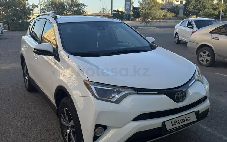 Toyota RAV4 2016 года за 8 300 000 тг. в Актау