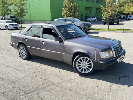 Mercedes-Benz E 280 1992 года за 1 900 000 тг. в Алматы