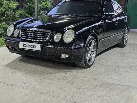 Mercedes-Benz E 320 2001 года за 3 800 000 тг. в Шымкент – фото 4