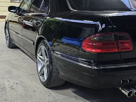 Mercedes-Benz E 320 2001 года за 3 800 000 тг. в Шымкент – фото 6