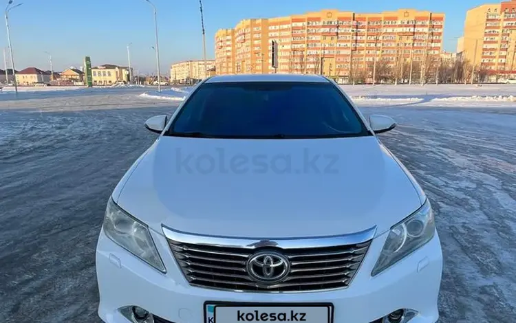 Toyota Camry 2012 годаүшін8 200 000 тг. в Актобе