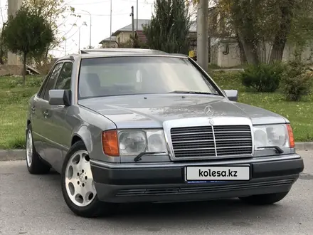 Mercedes-Benz E 230 1991 года за 3 000 000 тг. в Шымкент – фото 2