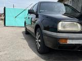 Volkswagen Golf 1992 года за 1 100 000 тг. в Есик – фото 3