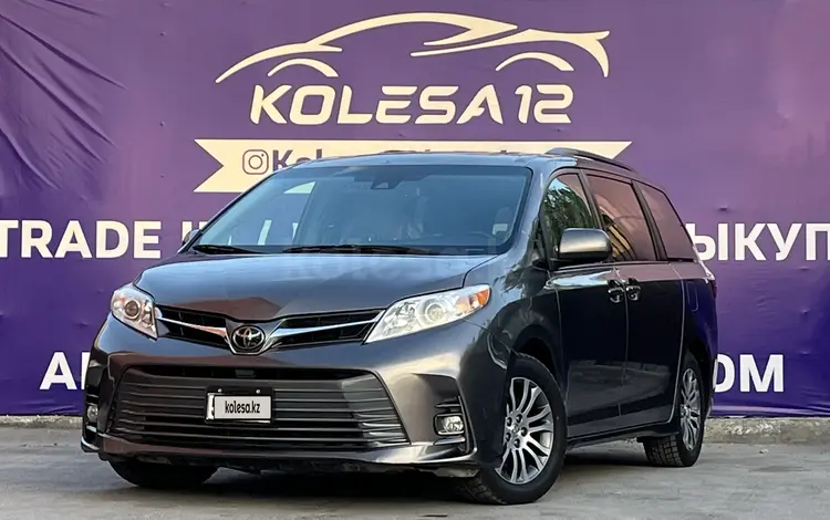 Toyota Sienna 2018 года за 16 900 000 тг. в Кызылорда