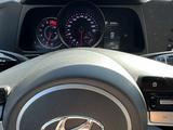 Hyundai Elantra 2021 года за 8 700 000 тг. в Атырау – фото 2