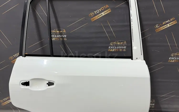 Дверь задняя правая Lexus LX570 2015-2021 за 420 000 тг. в Алматы