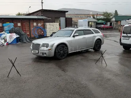 Chrysler 300C 2005 года за 7 000 000 тг. в Алматы – фото 3