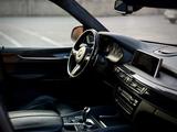 BMW X5 M 2015 года за 24 000 000 тг. в Алматы – фото 2