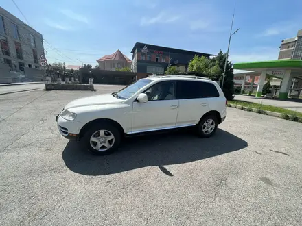 Volkswagen Touareg 2007 года за 6 900 000 тг. в Алматы – фото 7