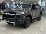 Toyota Land Cruiser GR Sport 2025 года за 69 590 000 тг. в Уральск