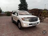 Toyota Land Cruiser 2013 годаүшін22 200 000 тг. в Алматы