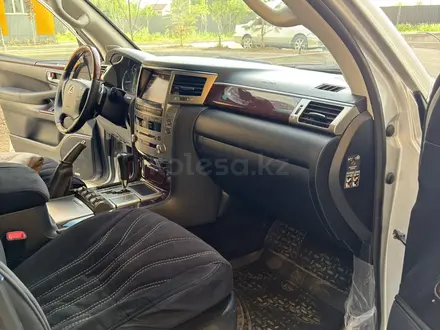 Lexus LX 570 2012 года за 23 490 000 тг. в Алматы – фото 30