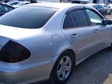 Mercedes-Benz E 240 2003 года за 4 800 000 тг. в Актау – фото 2