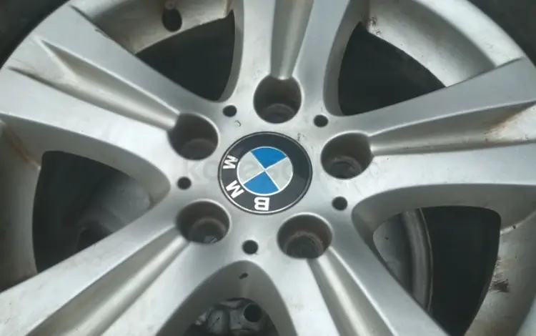 Диски 16 на BMW (3 серия) с летней резиной 225/50/16 за 145 000 тг. в Алматы