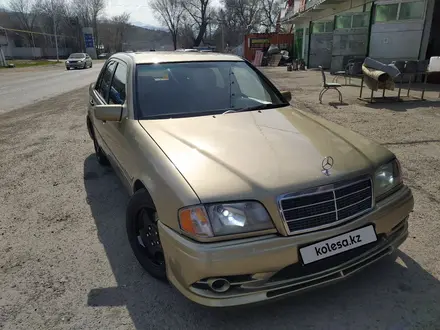 Mercedes-Benz C 280 1995 года за 2 000 000 тг. в Алматы