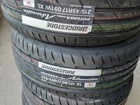 Шины Bridgestone 215/45/r17 Re004 за 67 500 тг. в Алматы