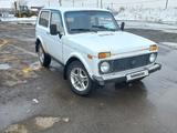 ВАЗ (Lada) Lada 2121 2004 года за 800 000 тг. в Уральск