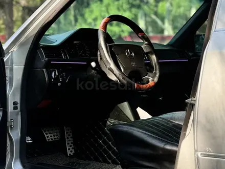 Mercedes-Benz E 320 1995 года за 3 300 000 тг. в Алматы – фото 14