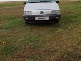 Volkswagen Passat 1992 годаfor1 650 000 тг. в Лисаковск