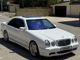 Mercedes-Benz E 55 AMG 2001 годаfor9 200 000 тг. в Шымкент