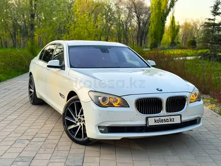 BMW 740 2009 года за 11 800 000 тг. в Алматы – фото 3