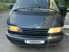 Toyota Previa, 1991